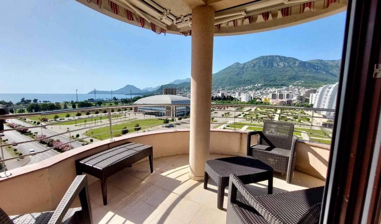 Daire Panorama 2 Bedroom Bar